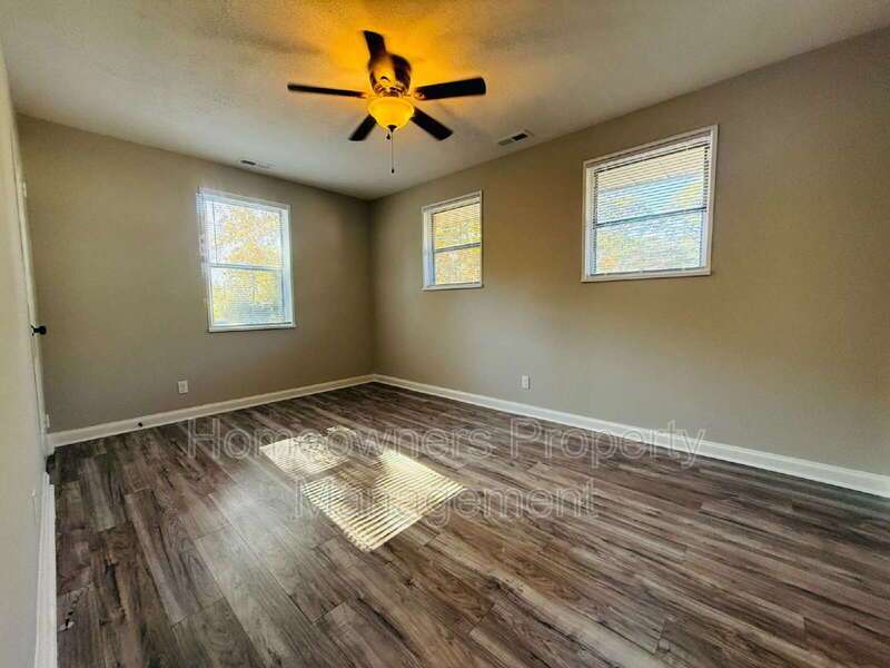 463 McRae Dr. property image