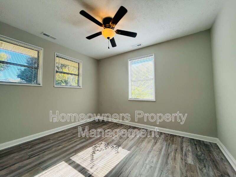463 McRae Dr. property image