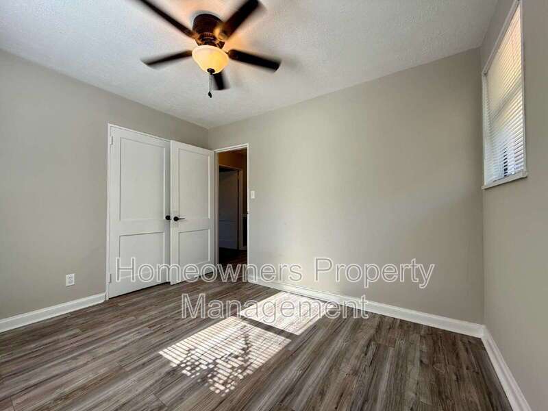 463 McRae Dr. property image