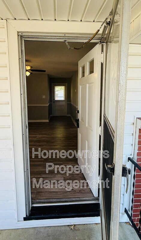 463 McRae Dr. property image