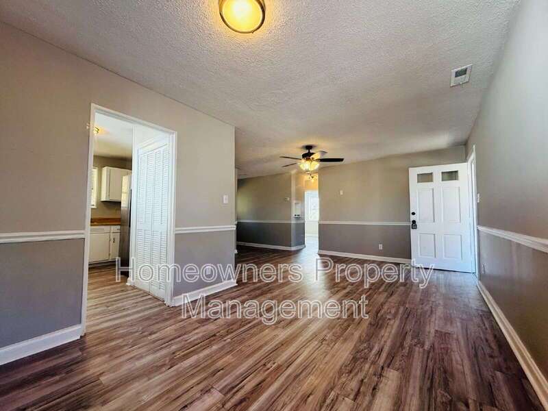 463 McRae Dr. property image