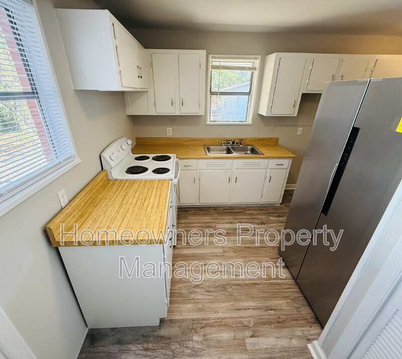 463 McRae Dr. property image
