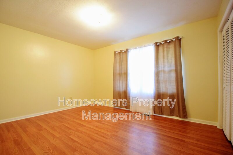 711 Niven Ave property image