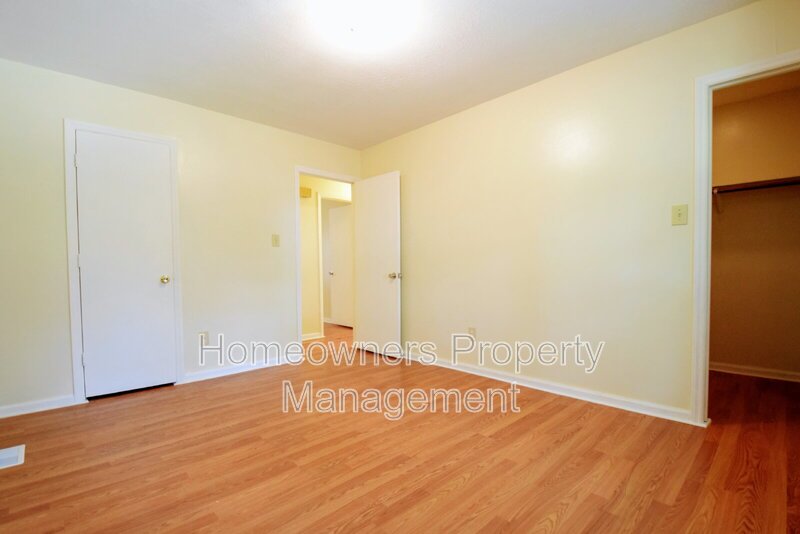 711 Niven Ave property image