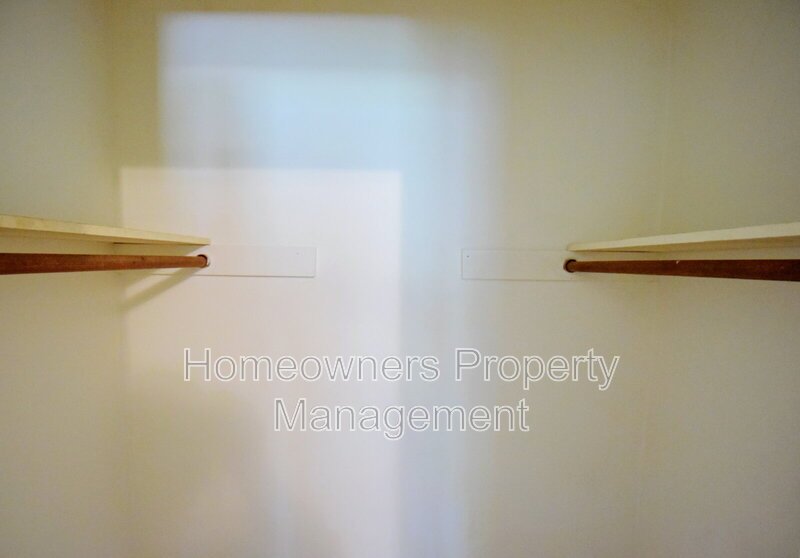 711 Niven Ave property image