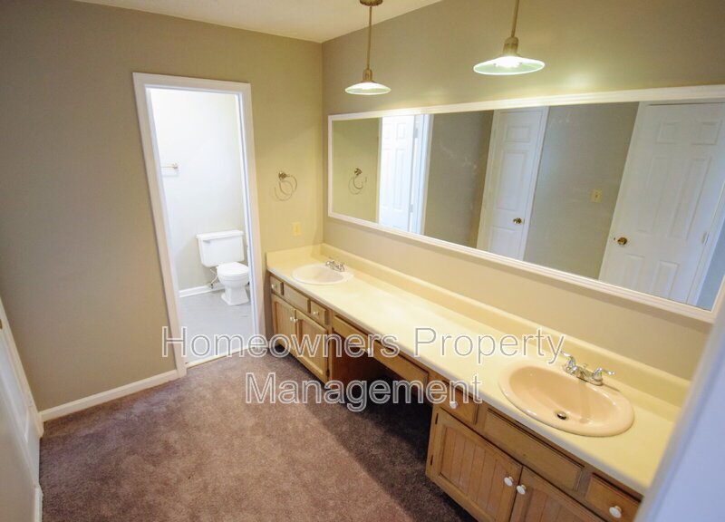 2347 Rolling Hill Dr. - Two Weeks Free off First Full Month property image