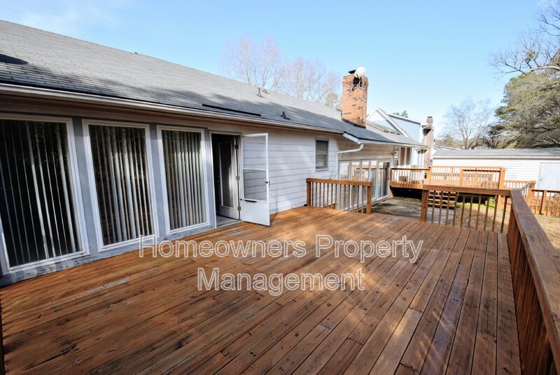 2347 Rolling Hill Dr. - Two Weeks Free off First Full Month property image