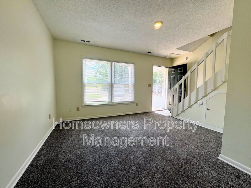 6633 Abbey Lane - Two weeks free off first full month property image