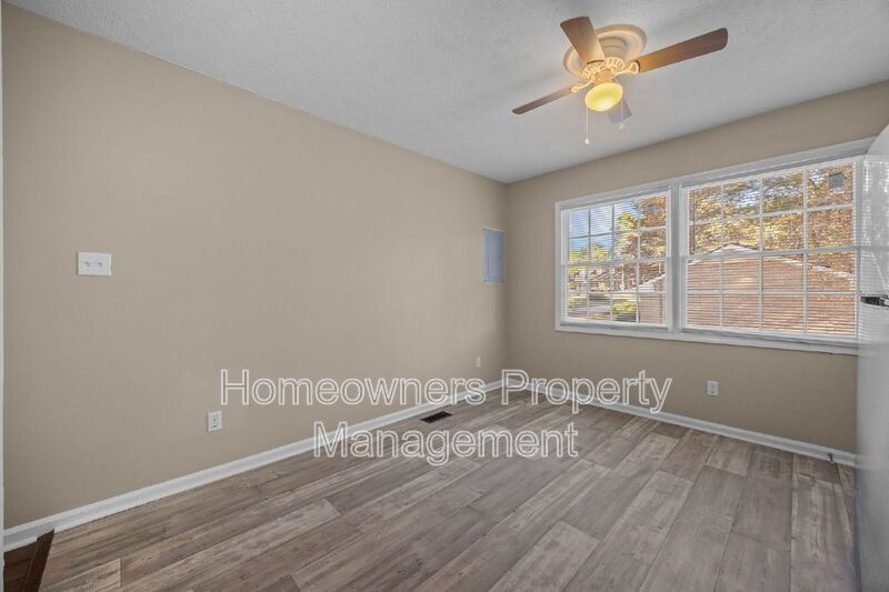 Montclair-Newly Renovated Tri-Level-- 735 Ashbrook Road property image