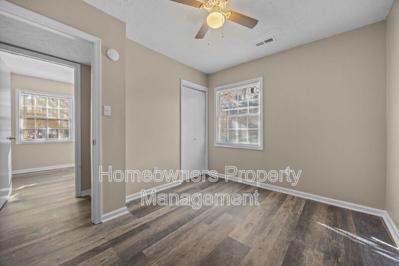 Montclair-Newly Renovated Tri-Level-- 735 Ashbrook Road property image