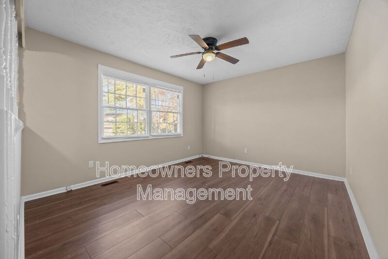 Montclair-Newly Renovated Tri-Level-- 735 Ashbrook Road property image