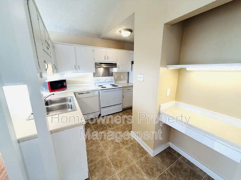 824 Danish Dr property image