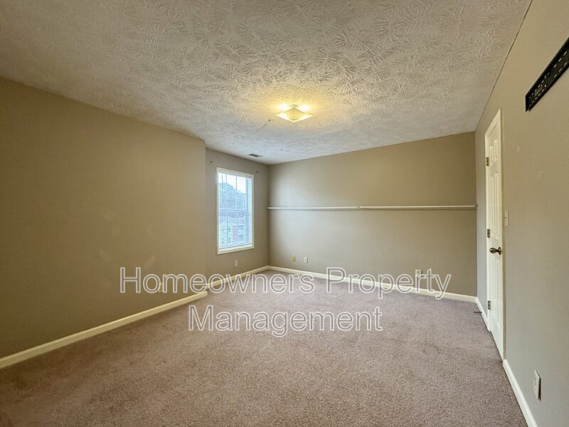 308-11 Waterdown property image