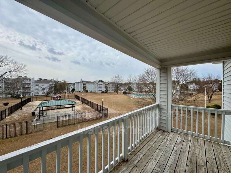 308-11 Waterdown property image