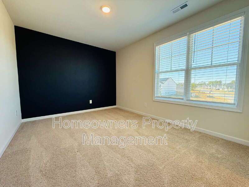 Charming 4-Bedroom Sanctuary in Hope Mills property image