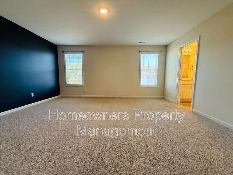 Charming 4-Bedroom Sanctuary in Hope Mills property image