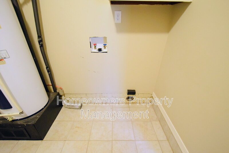 6604 Bonnie Bell Lane property image