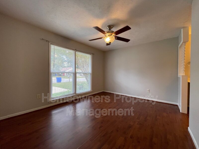 7060 Candlewood Dr property image