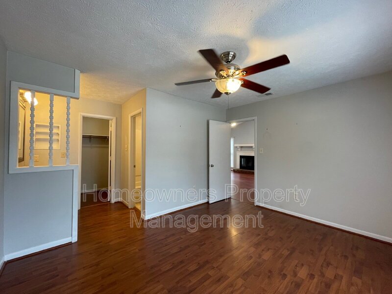 7060 Candlewood Dr property image