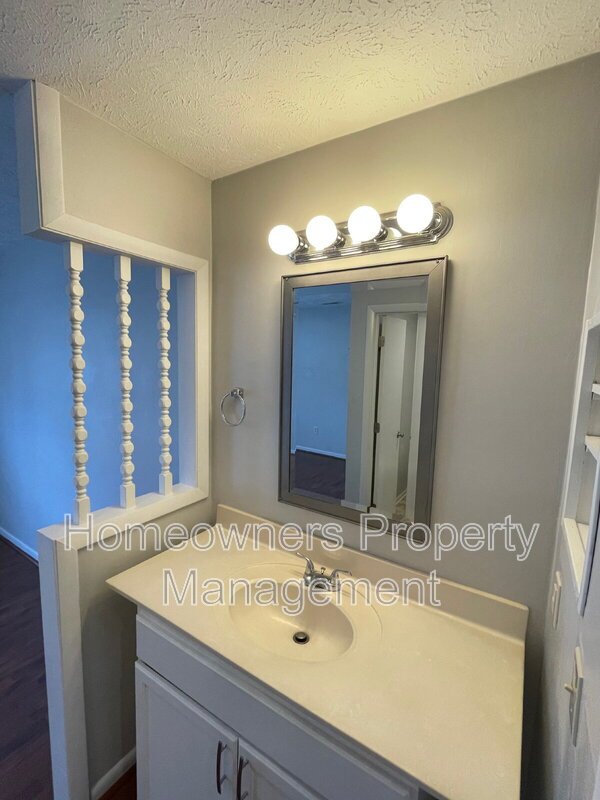 7060 Candlewood Dr property image