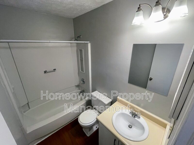 7060 Candlewood Dr property image