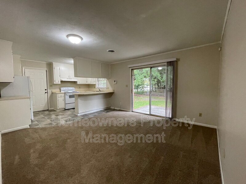 4912 Rosehill Road property image