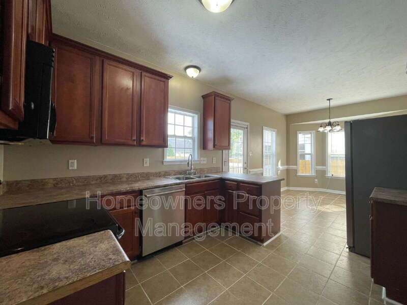 Hunters Crossing property image