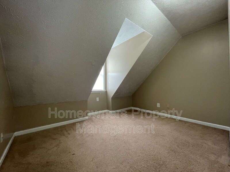 Hunters Crossing property image