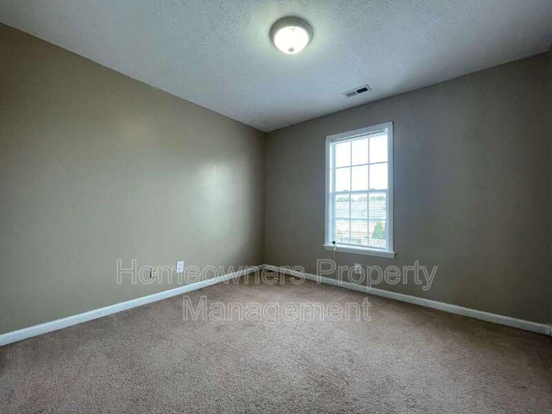 Hunters Crossing property image