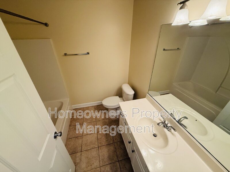 1750 Renwick Dr Apt 203 property image