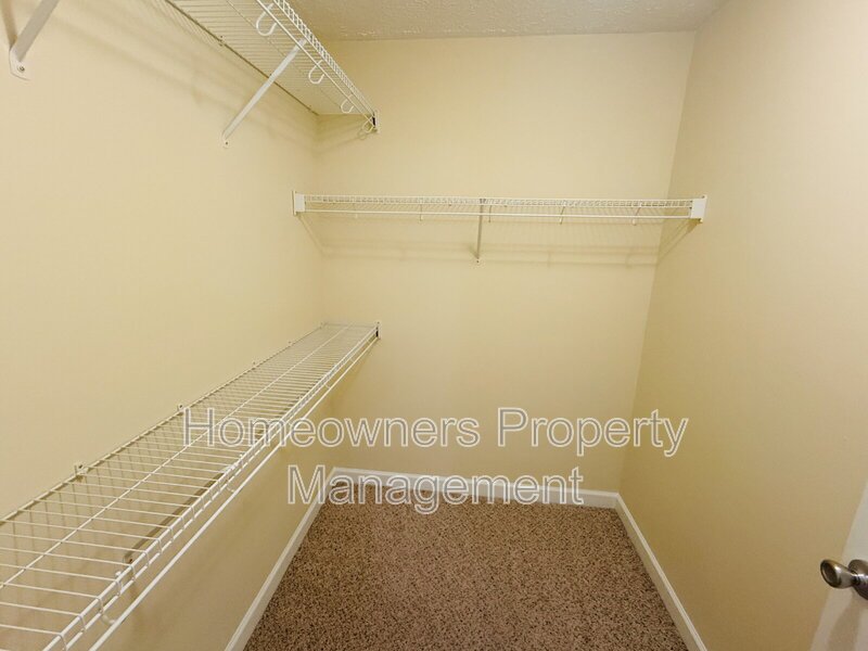 1750 Renwick Dr Apt 203 property image