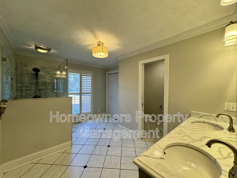 Welcome to Vanstory Hills property image