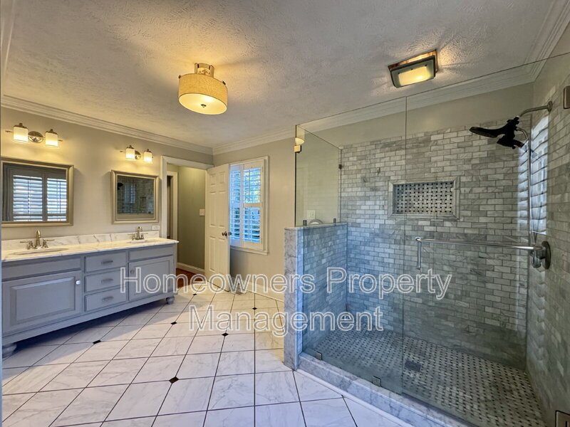 Welcome to Vanstory Hills property image