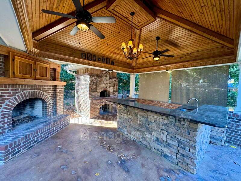 Welcome to Vanstory Hills property image