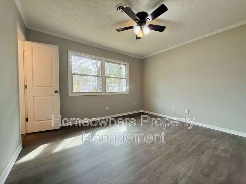 4736 Rosehill Rd property image