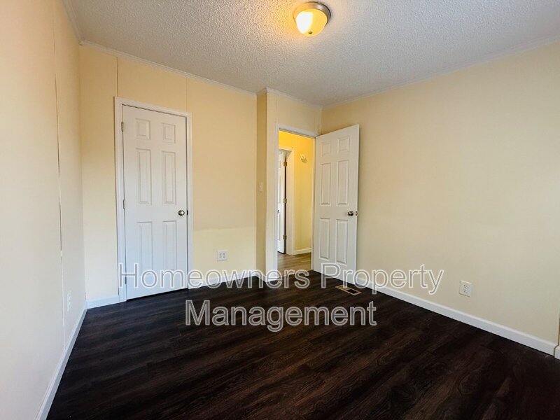 Welcome to 37 Jefferson Ln property image