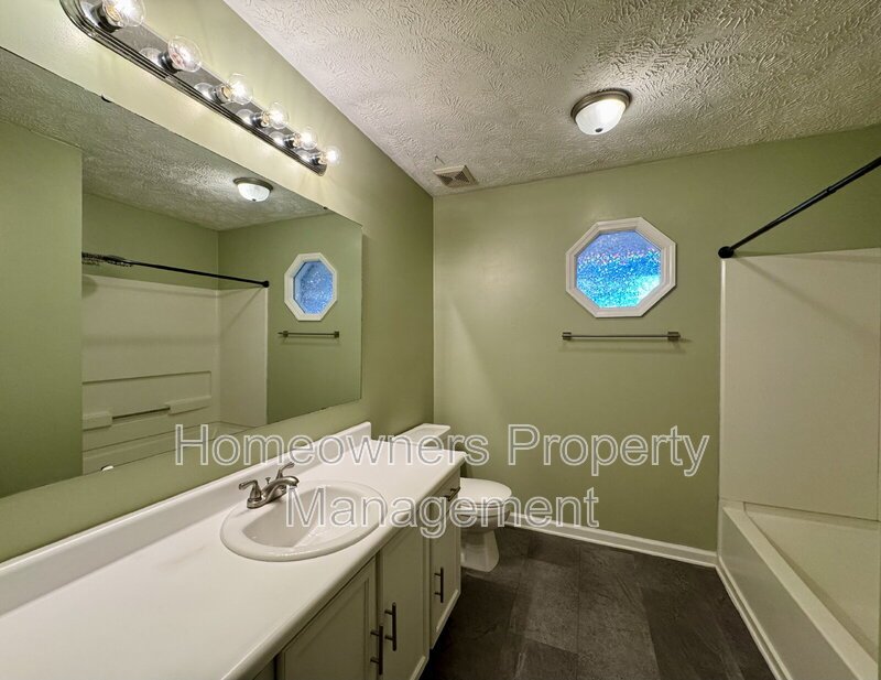 Southern Oaks property image