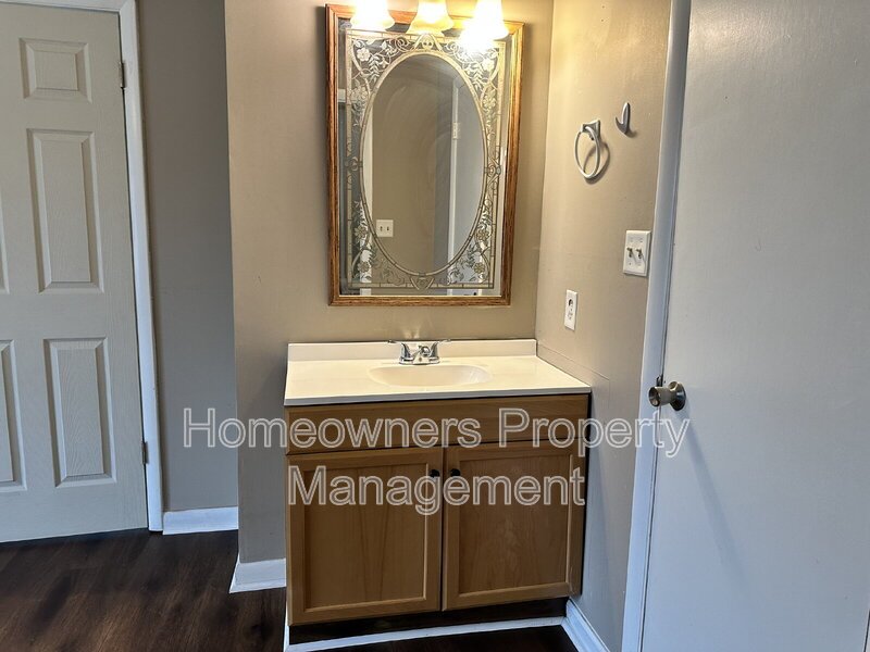 Charming 3-Bedroom Retreat with 2 Full Baths at 1542 Londonderry Place property image