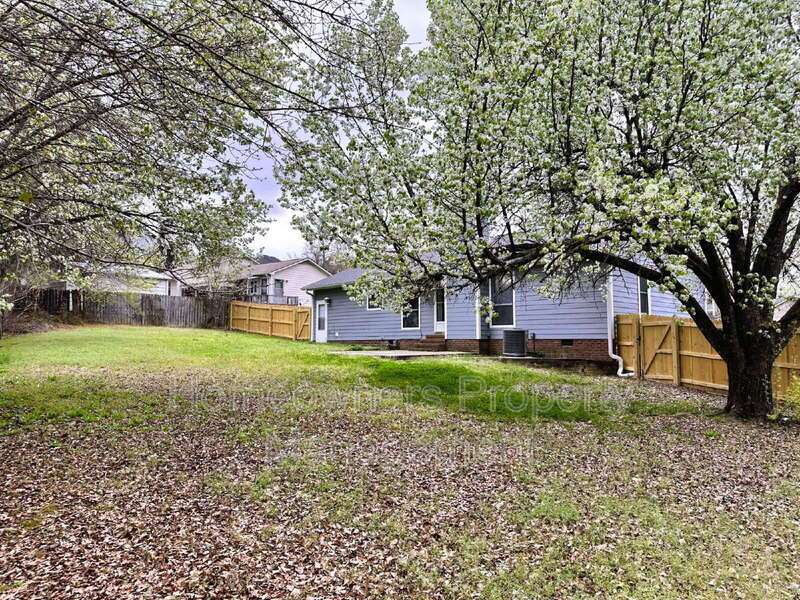 Charming 3-Bedroom Retreat with 2 Full Baths at 1542 Londonderry Place property image