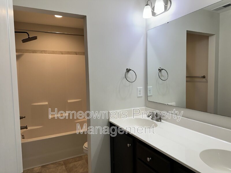 137 Ledford Ave property image