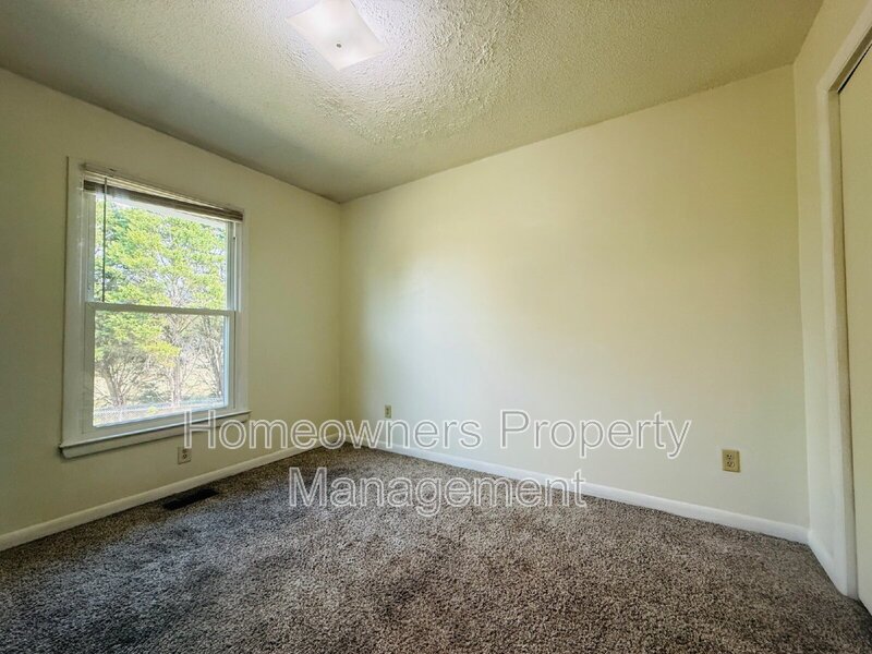 6633 Abbey Lane - Two weeks free off first full month property image