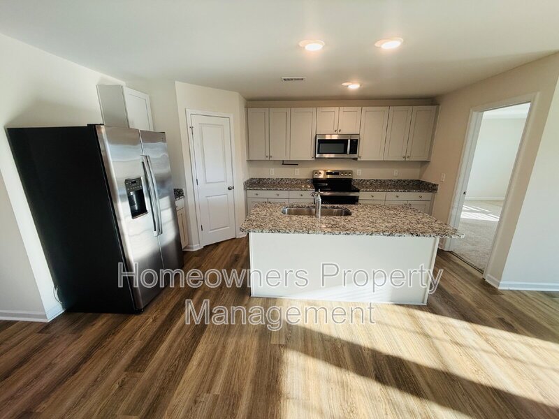 Charming 3-Bedroom Gem with Granite Touches at 1511 Percheron Path! property image