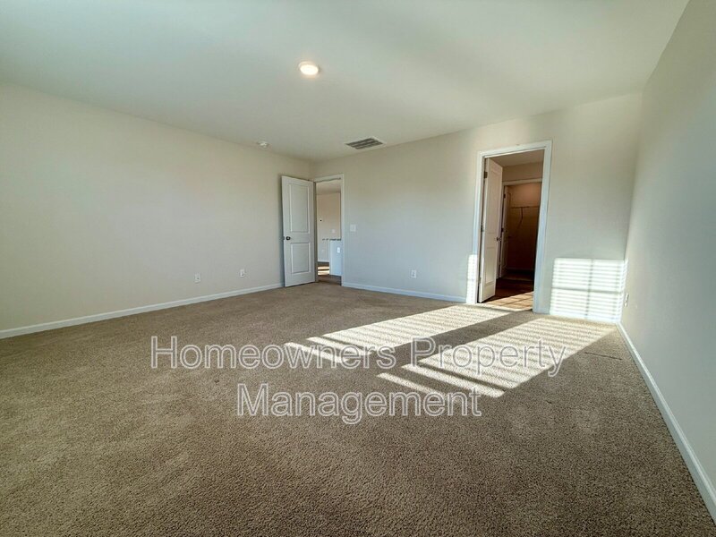 Charming 3-Bedroom Gem with Granite Touches at 1511 Percheron Path! property image