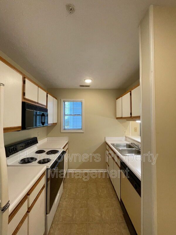 224-1 Waterdown Dr property image