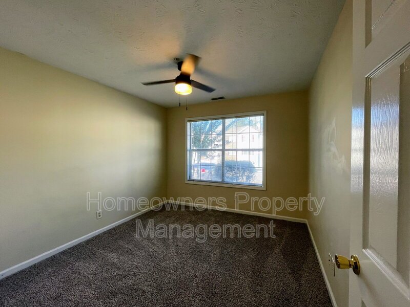 224-1 Waterdown Dr property image