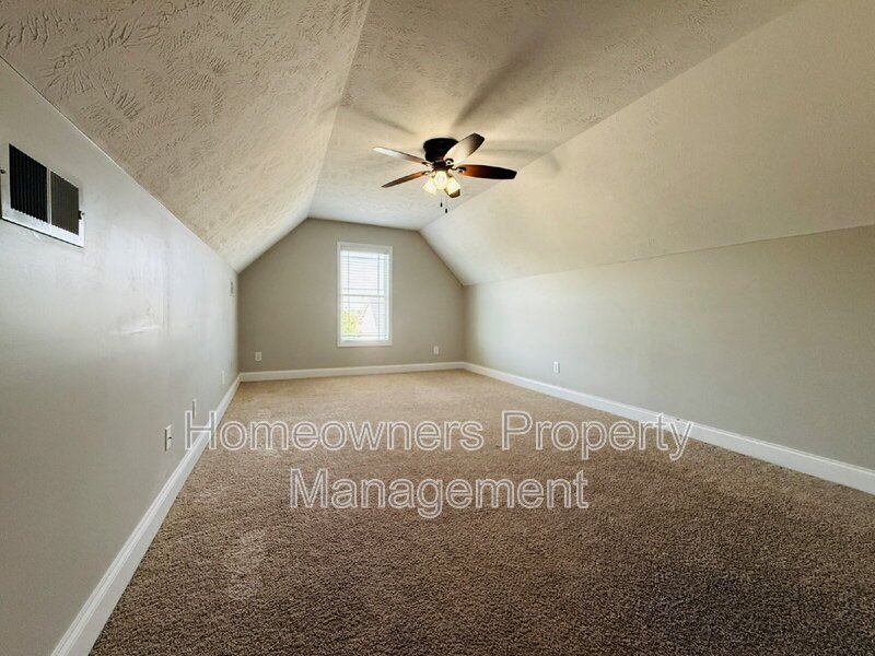 4033 Des Planes Ave, Fayetteville! property image