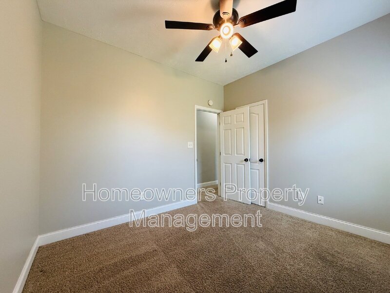 4033 Des Planes Ave, Fayetteville! property image