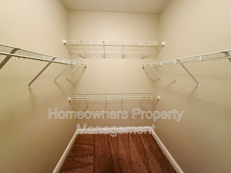 4033 Des Planes Ave, Fayetteville! property image