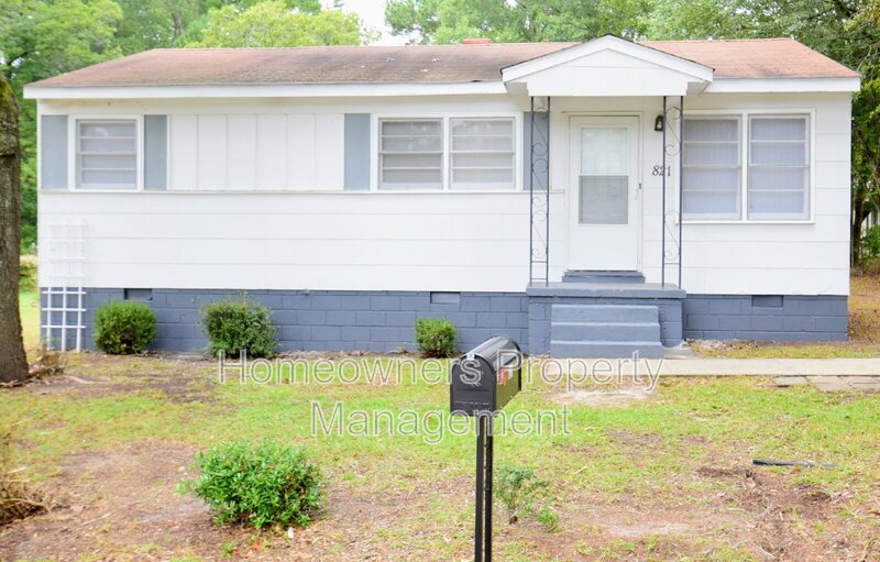 Home in Fayetteville with Spacious Living - 821 Minurva Ct! property image