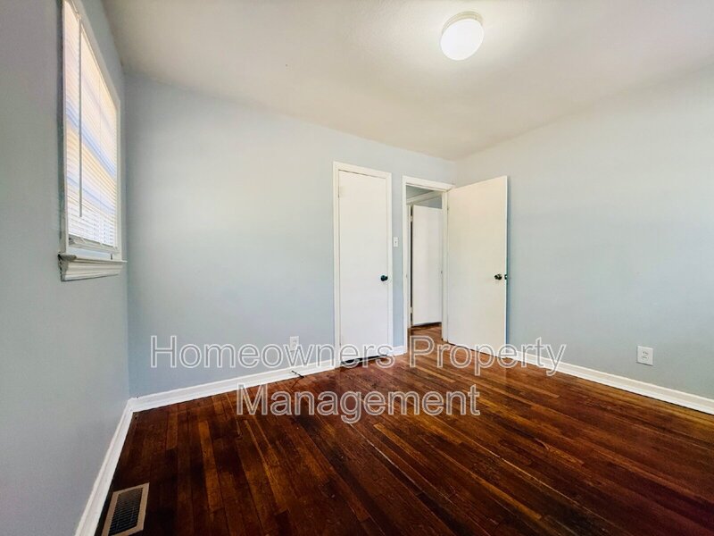 Home in Fayetteville with Spacious Living - 821 Minurva Ct! property image